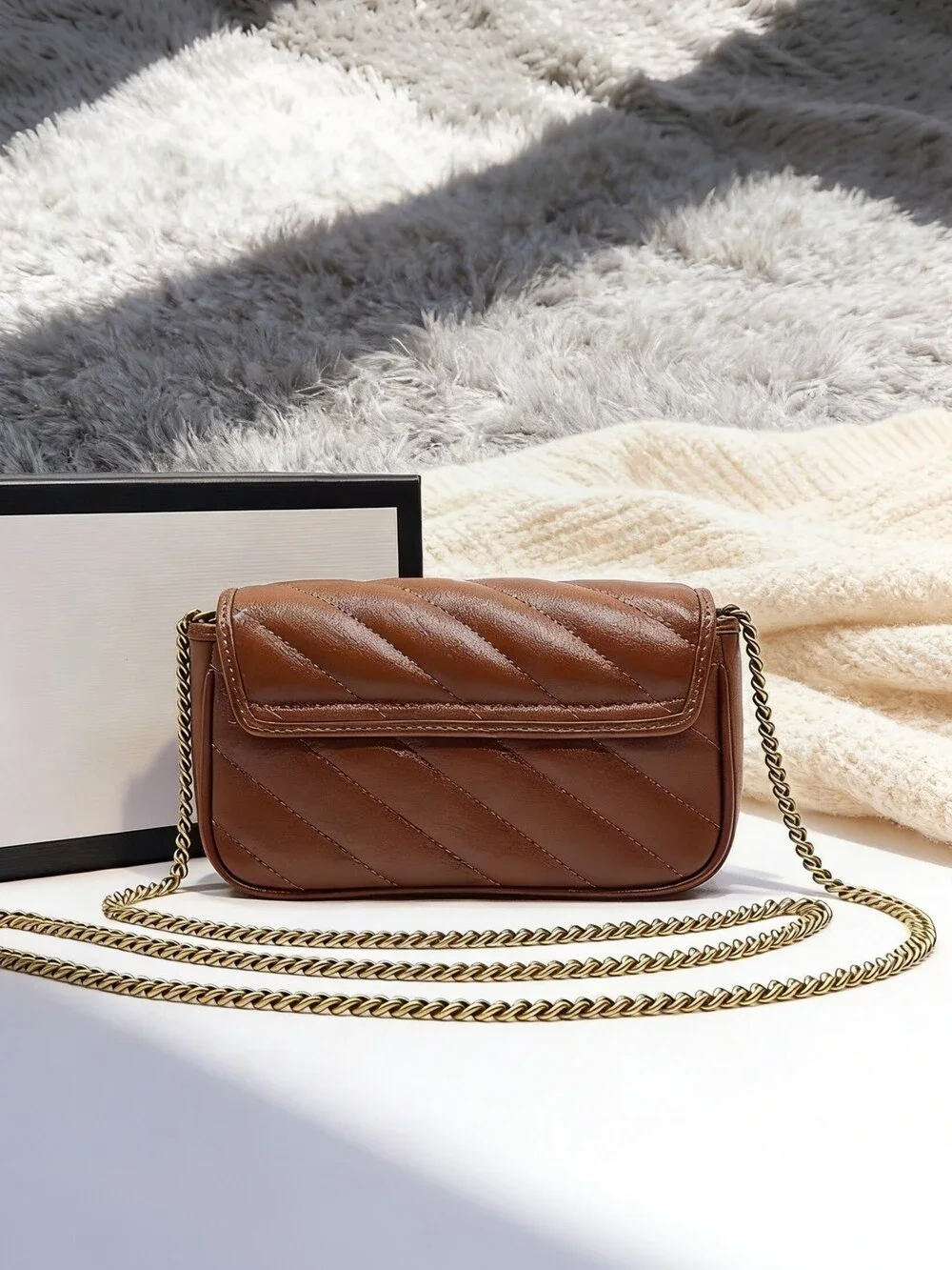Gucci GG Marmont Super Mini Bag